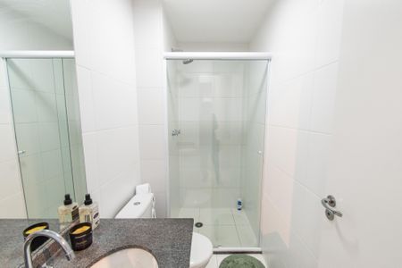 Apartamento para alugar com 59m², 2 quartos e 1 vaga Apartamento para alugar com 59m², 2 quartos e 1 vagaBanheiro