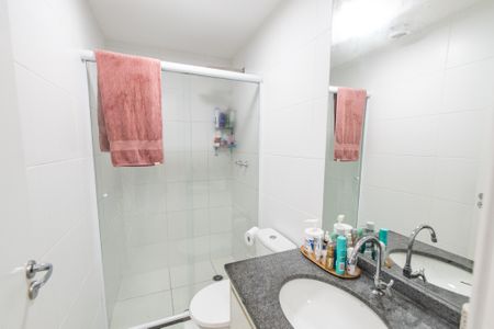 Apartamento para alugar com 59m², 2 quartos e 1 vaga Apartamento para alugar com 59m², 2 quartos e 1 vagaBanheiro da suíte