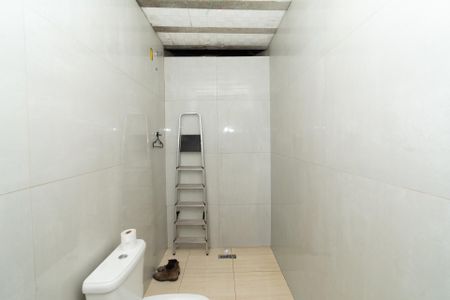 Casa à venda com 400m², 5 quartos e 6 vagasBanheiro da Suíte 3