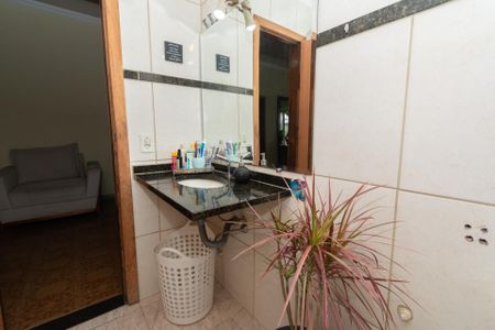 Casa à venda com 400m², 5 quartos e 6 vagasBanheiro Social