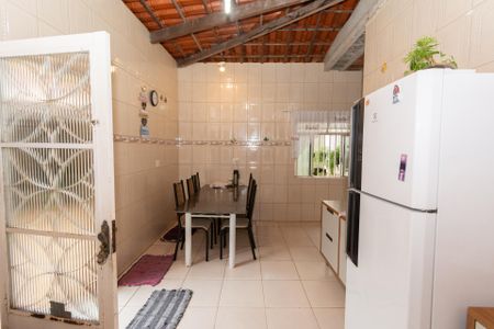 Casa à venda com 400m², 5 quartos e 6 vagasCozinha