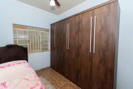 Casa à venda com 400m², 5 quartos e 6 vagasQuarto 1