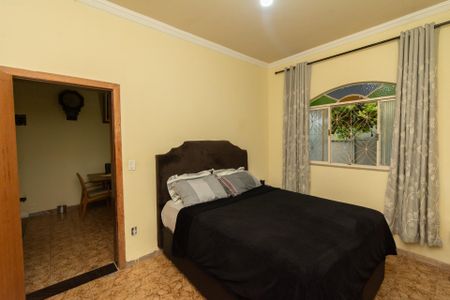 Casa à venda com 400m², 5 quartos e 6 vagasSuíte 1