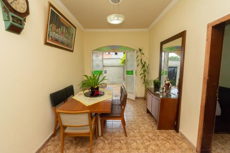 Sala de Jantar de casa para alugar com 5 quartos, 400m² em Milionários, Belo Horizonte