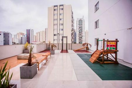 Studio à venda com 26m², 1 quarto e sem vaga Studio à venda com 26m², 1 quarto e sem vagaÁrea comum - Playground