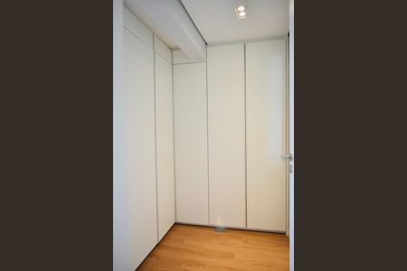 Apartamento à venda com 84m², 2 quartos e 1 vaga Apartamento à venda com 84m², 2 quartos e 1 vagaSuíte