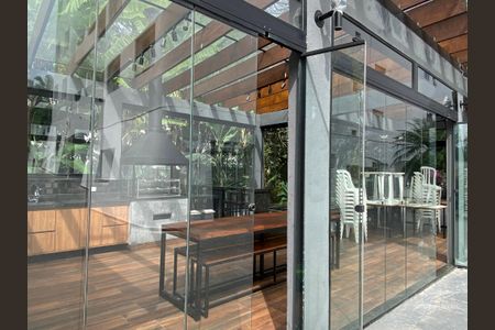 Apartamento à venda com 84m², 2 quartos e 1 vaga Apartamento à venda com 84m², 2 quartos e 1 vagaÁrea comum - Churrasqueira