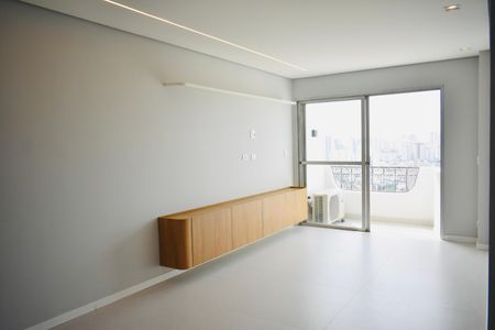 Apartamento à venda com 84m², 2 quartos e 1 vaga Apartamento à venda com 84m², 2 quartos e 1 vagaSala