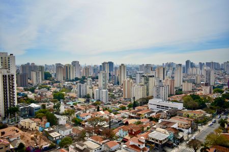 Apartamento à venda com 84m², 2 quartos e 1 vaga Apartamento à venda com 84m², 2 quartos e 1 vagaSacada