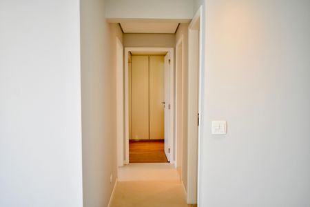 Apartamento à venda com 84m², 2 quartos e 1 vaga Apartamento à venda com 84m², 2 quartos e 1 vagaCorredor