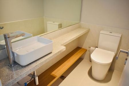 Apartamento à venda com 84m², 2 quartos e 1 vaga Apartamento à venda com 84m², 2 quartos e 1 vagaLavabo