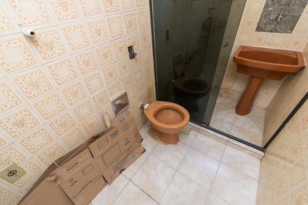 Apartamento à venda com 50m², 2 quartos e sem vaga Apartamento à venda com 50m², 2 quartos e sem vagaBanheiro Social