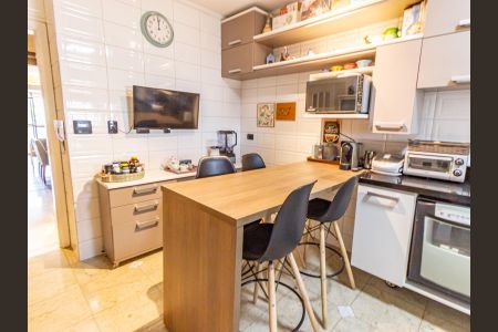 Apartamento à venda com 136m², 3 quartos e 2 vagasCozinha