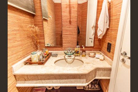 Apartamento à venda com 136m², 3 quartos e 2 vagasLavabo