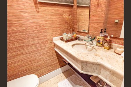 Apartamento à venda com 136m², 3 quartos e 2 vagasLavabo