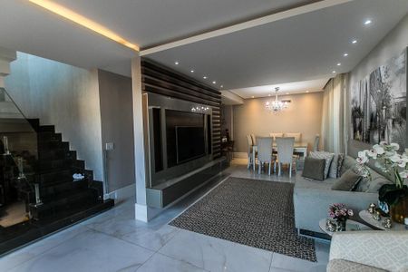 Casa para alugar com 4 quartos, 300m² em Stiep, Salvador