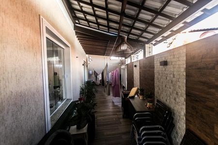 Casa para alugar com 300m², 4 quartos e 1 vaga Casa para alugar com 300m², 4 quartos e 1 vagaÁrea comum