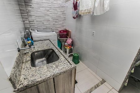 Casa para alugar com 300m², 4 quartos e 1 vaga Casa para alugar com 300m², 4 quartos e 1 vagaÁrea de Serviço