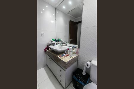Casa para alugar com 300m², 4 quartos e 1 vaga Casa para alugar com 300m², 4 quartos e 1 vagaBanheiro da Suíte 2