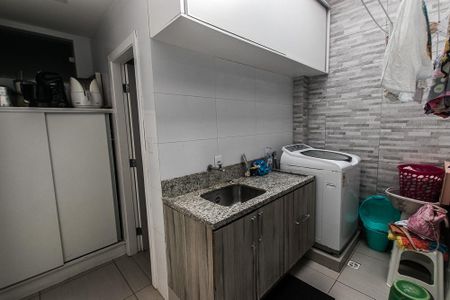Casa para alugar com 300m², 4 quartos e 1 vaga Casa para alugar com 300m², 4 quartos e 1 vagaÁrea de Serviço
