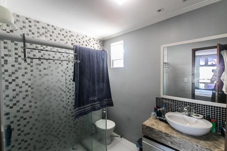Casa para alugar com 300m², 4 quartos e 1 vaga Casa para alugar com 300m², 4 quartos e 1 vagaBanheiro da Suíte 4