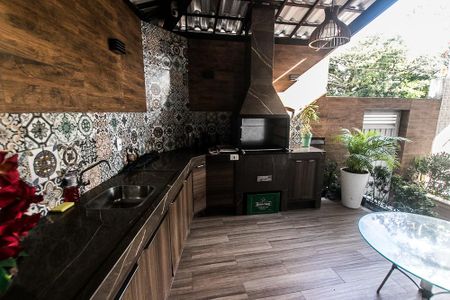 Área comum de casa para alugar com 4 quartos, 300m² em Stiep, Salvador