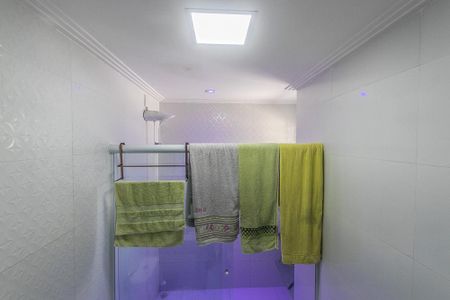 Casa para alugar com 300m², 4 quartos e 1 vaga Casa para alugar com 300m², 4 quartos e 1 vagaBanheiro da Suíte 2
