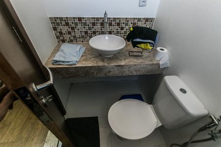 Casa para alugar com 300m², 4 quartos e 1 vaga Casa para alugar com 300m², 4 quartos e 1 vagaBanheiro da Suíte 3