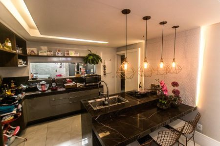Casa para alugar com 300m², 4 quartos e 1 vaga Casa para alugar com 300m², 4 quartos e 1 vagaCozinha