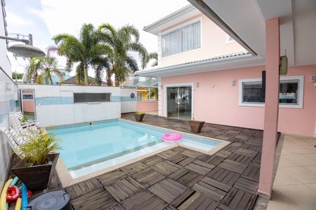 Casa de condomínio para alugar com 600m², 3 quartos e 2 vagasÁrea comum - Piscina