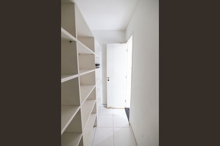 Casa de condomínio para alugar com 600m², 3 quartos e 2 vagasDespensa