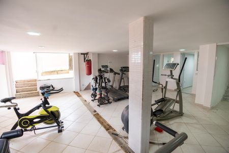 Casa de condomínio para alugar com 600m², 3 quartos e 2 vagasÁrea comum - Academia