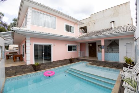 Casa de condomínio para alugar com 600m², 3 quartos e 2 vagasÁrea comum - Piscina