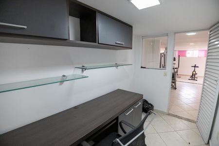 Casa de condomínio para alugar com 600m², 3 quartos e 2 vagasÁrea comum - Escritório