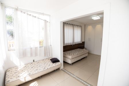 Casa de condomínio para alugar com 600m², 3 quartos e 2 vagasSuíte 2