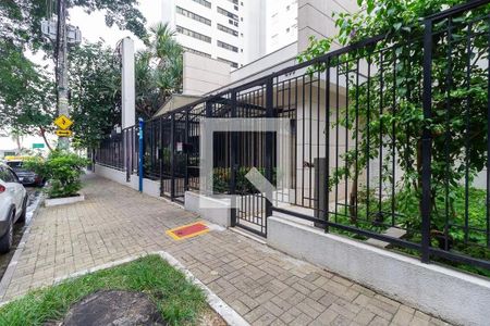 Apartamento à venda com 59m², 2 quartos e 2 vagas Apartamento à venda com 59m², 2 quartos e 2 vagasEntrada