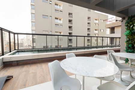 Apartamento para alugar com 38m², 2 quartos e sem vagaÁrea comum - Piscina