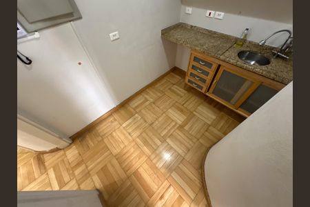 Casa para alugar com 205m², 5 quartos e 1 vaga Casa para alugar com 205m², 5 quartos e 1 vagaCopa