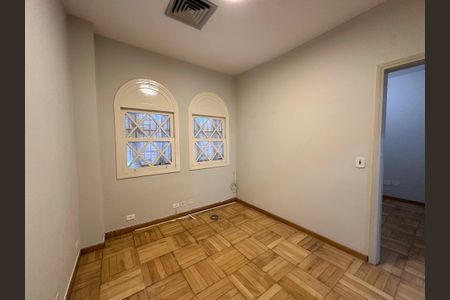 Casa para alugar com 205m², 5 quartos e 1 vaga Casa para alugar com 205m², 5 quartos e 1 vagaQuarto 3