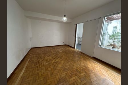 Casa para alugar com 205m², 5 quartos e 1 vaga Casa para alugar com 205m², 5 quartos e 1 vagaCozinha
