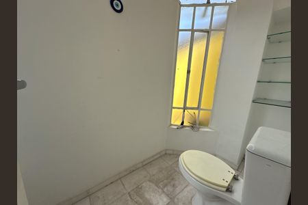 Casa para alugar com 205m², 5 quartos e 1 vaga Casa para alugar com 205m², 5 quartos e 1 vagaLavabo 2