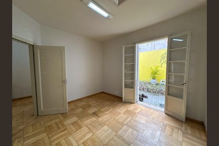 Casa para alugar com 205m², 5 quartos e 1 vaga Casa para alugar com 205m², 5 quartos e 1 vagaQuarto 5