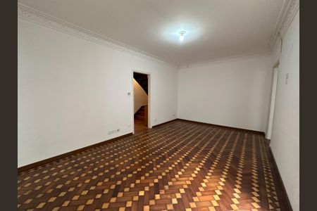 Casa para alugar com 205m², 5 quartos e 1 vaga Casa para alugar com 205m², 5 quartos e 1 vagaSala 3