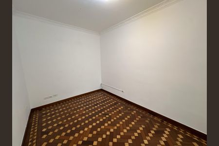 Casa para alugar com 205m², 5 quartos e 1 vaga Casa para alugar com 205m², 5 quartos e 1 vagaSala 2