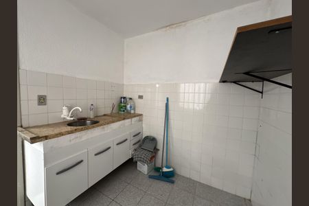 Casa para alugar com 205m², 5 quartos e 1 vaga Casa para alugar com 205m², 5 quartos e 1 vagaCozinha