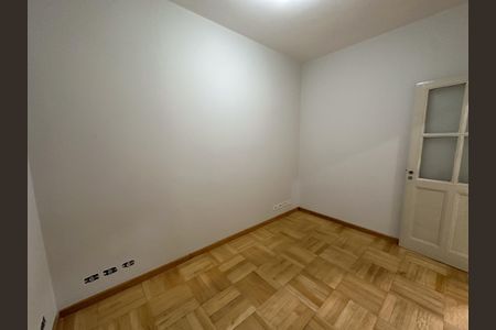 Casa para alugar com 205m², 5 quartos e 1 vaga Casa para alugar com 205m², 5 quartos e 1 vagaQuarto 2