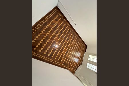 Casa para alugar com 205m², 5 quartos e 1 vaga Casa para alugar com 205m², 5 quartos e 1 vagaSala 2