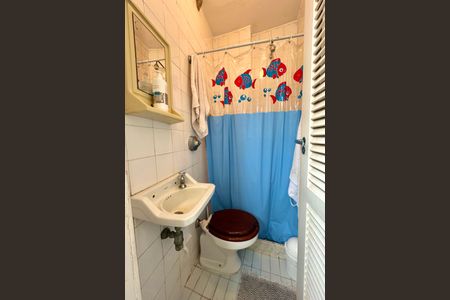 Apartamento à venda com 130m², 4 quartos e 1 vagaBanheiro de Serviço