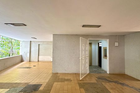 Apartamento à venda com 130m², 4 quartos e 1 vagaÁrea comum
