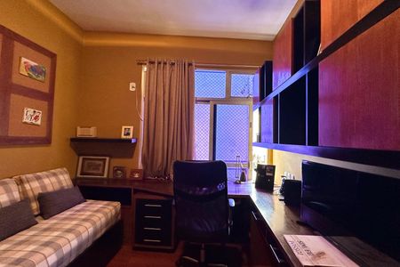 Apartamento à venda com 130m², 4 quartos e 1 vagaQuarto 2